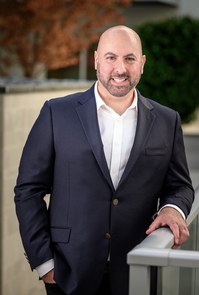 David Mitroff – The Professional Connector David Mitroff - The Professional Connector